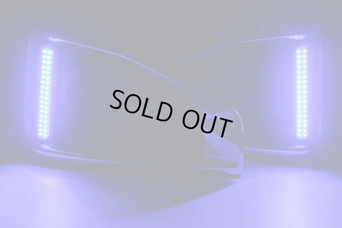 画像2: E52 エルグランド 後期デイタイムランプ 純正加工 鉄兜 青72LED (2)