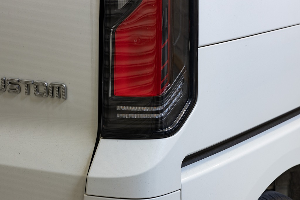 JF5/6 N-BOXカスタム シーケンシャルウインカー LED加工テールランプ