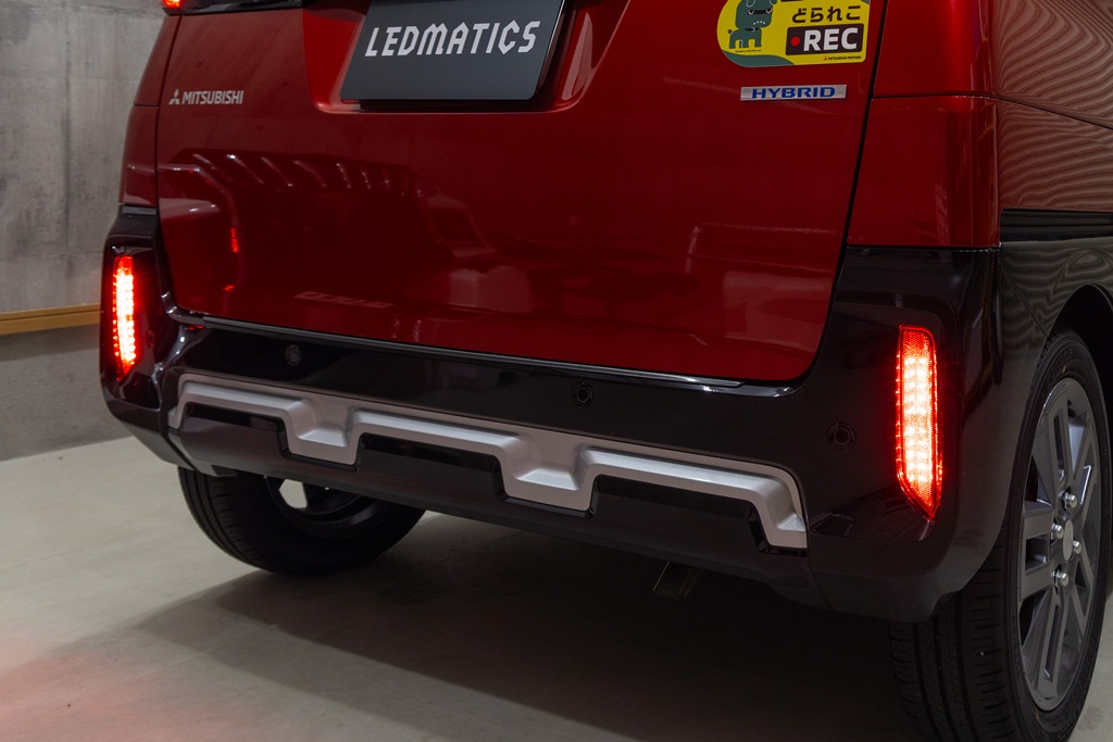 デリカミニ 強発光LEDデイライト加工