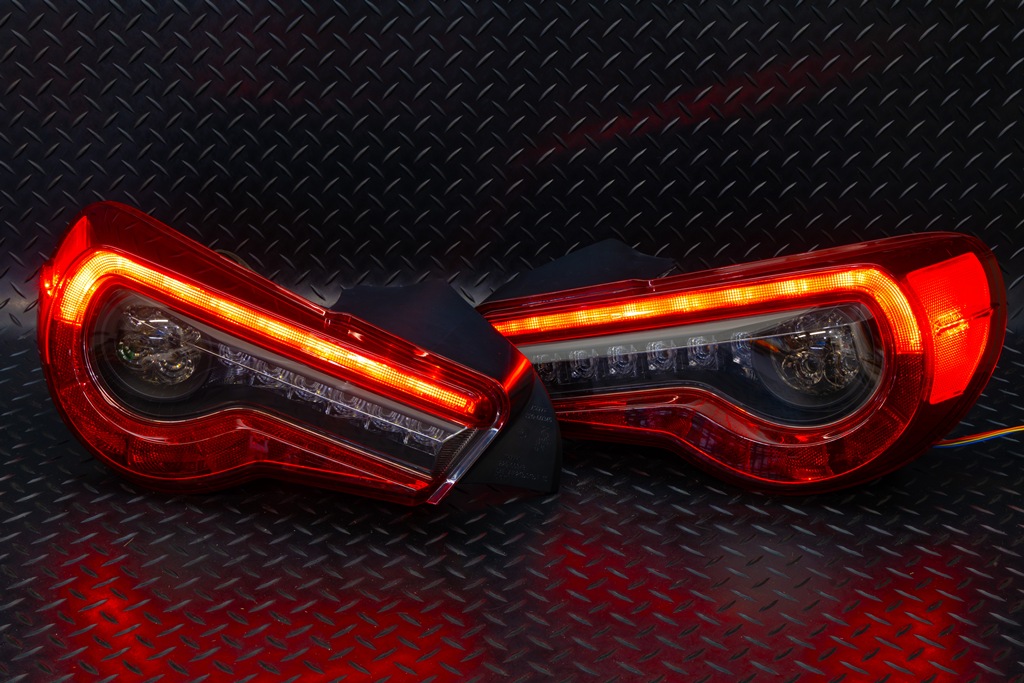 ZN6 86 シーケンシャルウインカー加工LEDテールランプ