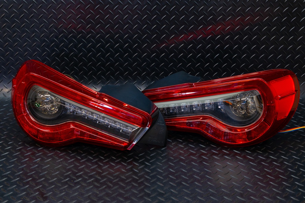 ZN6 86 シーケンシャルウインカー加工LEDテールランプ