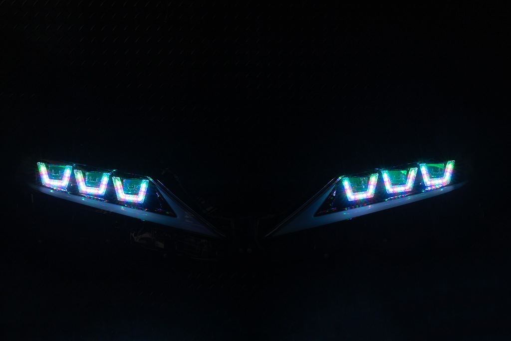 カムリ 社外ヘッドライト LED加工