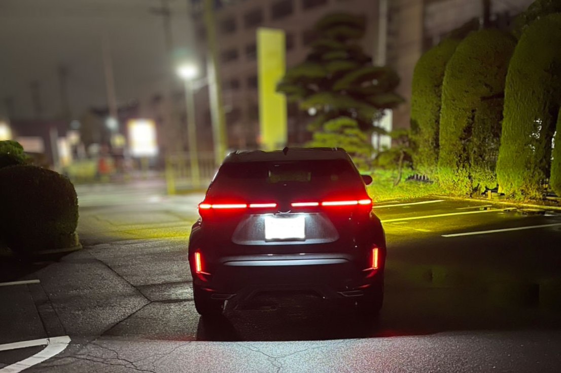 ヤリスクロス LEDテールランプ装着画像