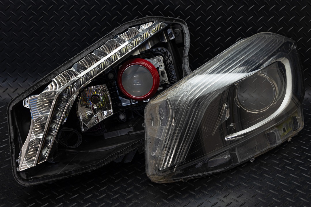 メルセデスベンツ Aクラス ヘッドライト 社外レンズ