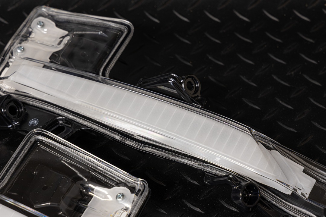 60系 プリウス LEDアクセサリーランプ PHEV用に加工