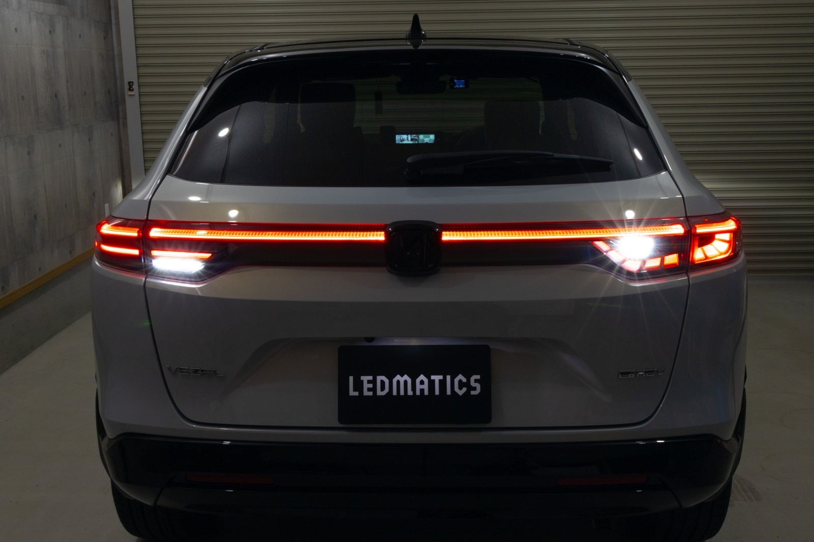 RV5/6 ヴェゼル 後期 前期テール移植ハーネス