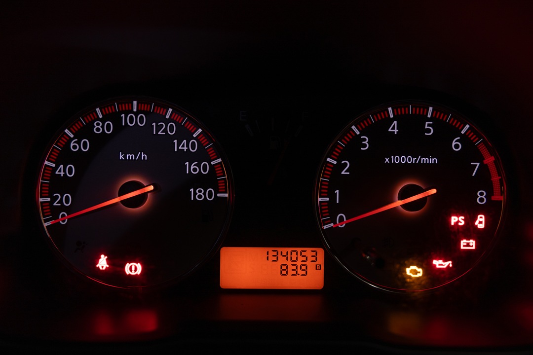 E11 ノート メーター不点灯 LED修理