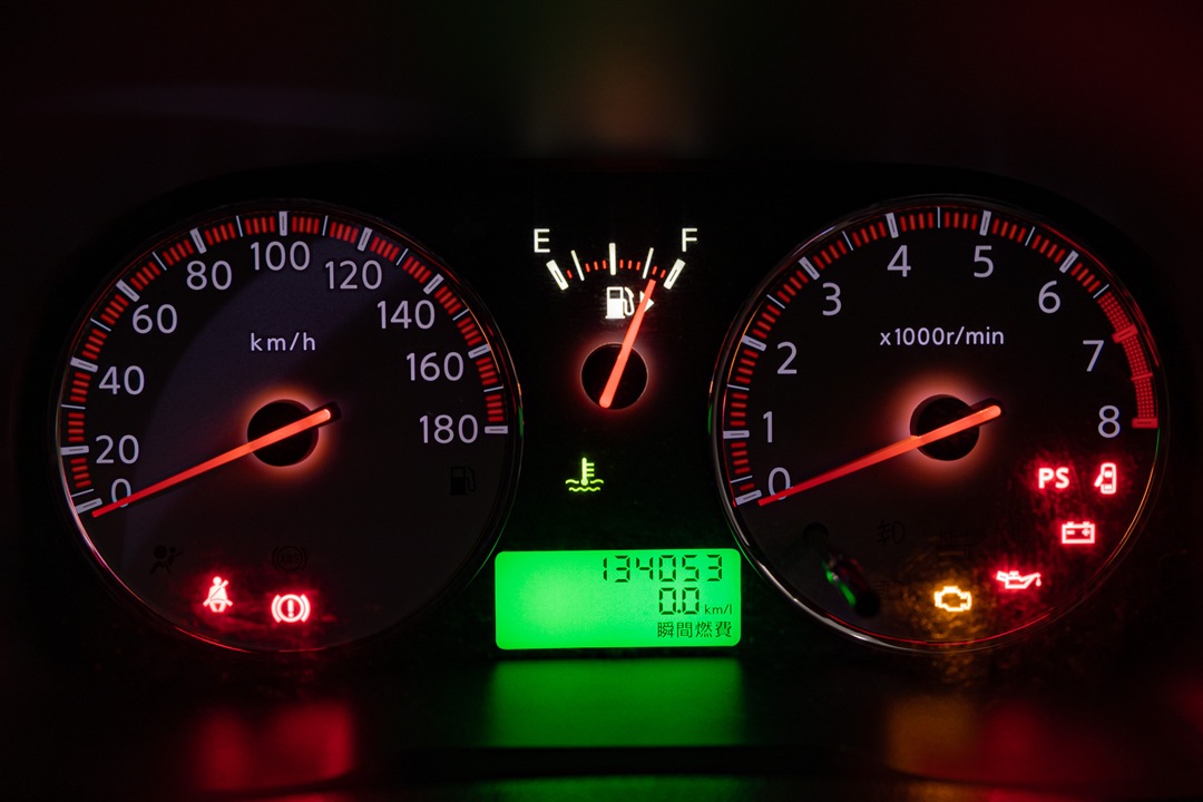 E11 ノート メーター不点灯 LED修理