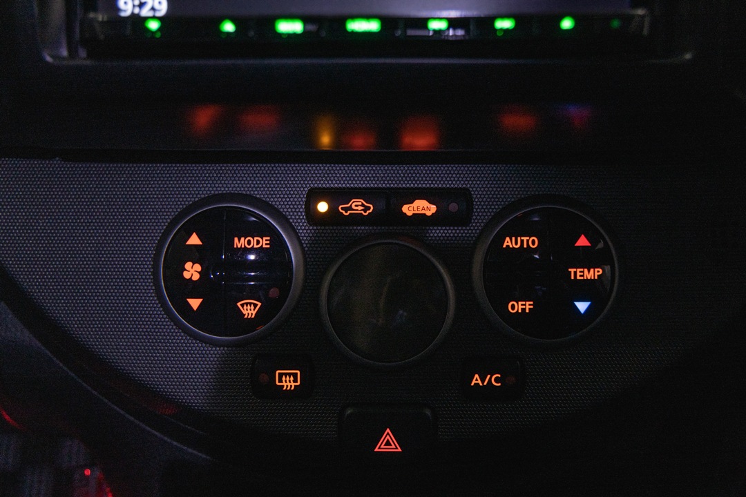 E11 ノート メーター不点灯 LED修理