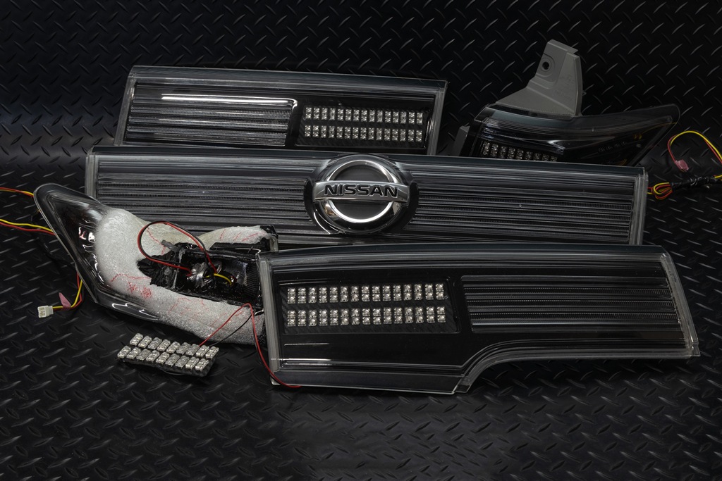 E52 エルグランド 他社加工LEDテールランプ 修理/追加加工