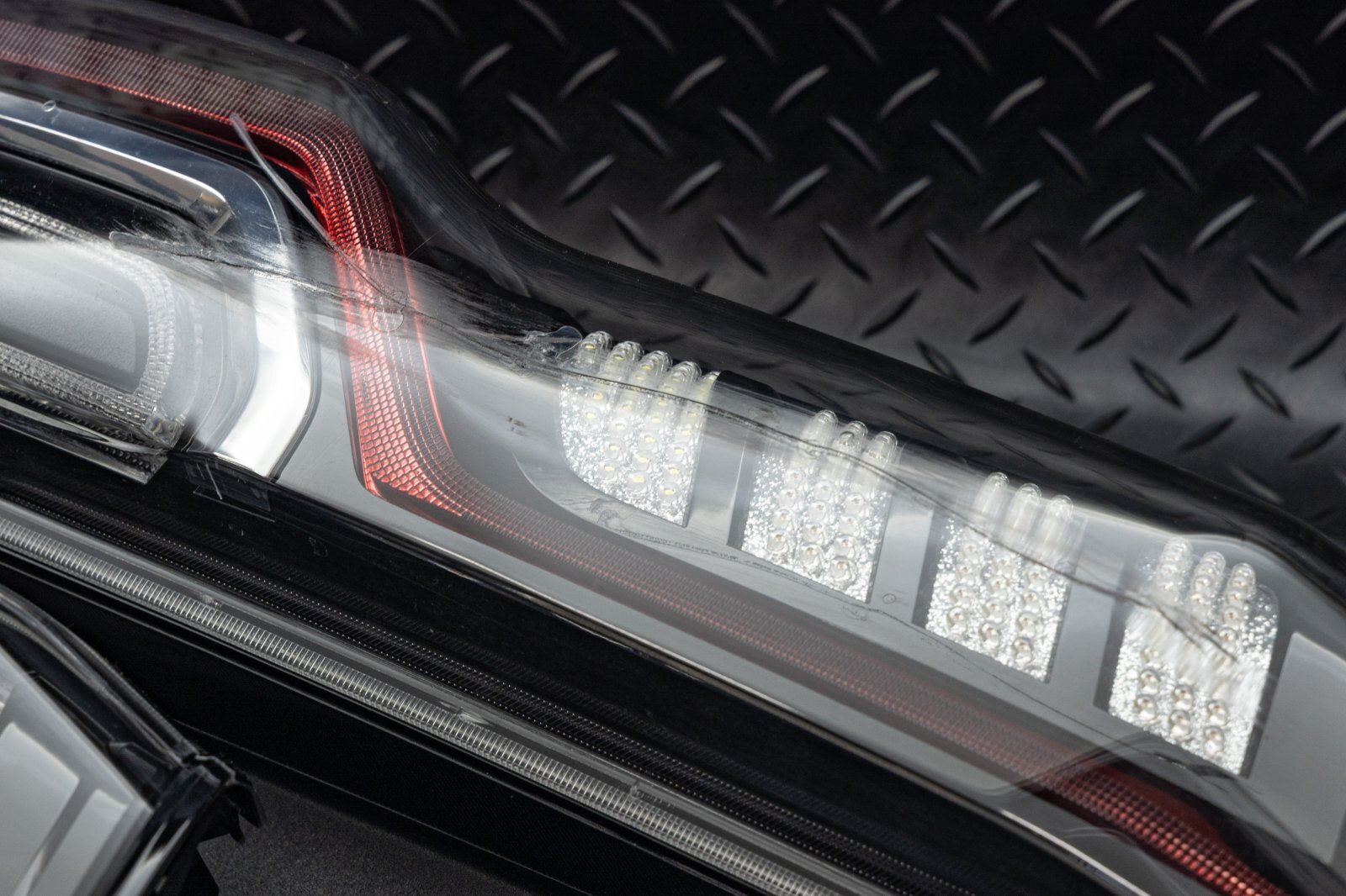 JF3/4 N-BOXカスタム LED加工テールランプ 事故対応修理