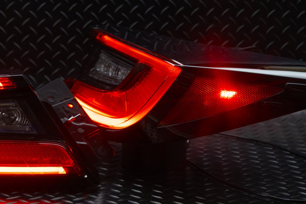 ZN8 GR86 テールランプ LEDサイドマーカー加工