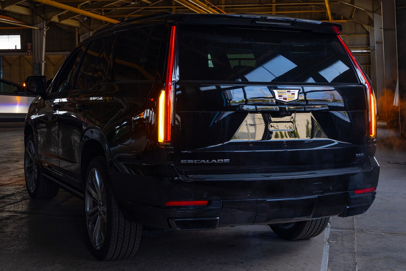 キャデラック エスカレード 日本対応LEDウインカー加工 2025年モデルテールランプ