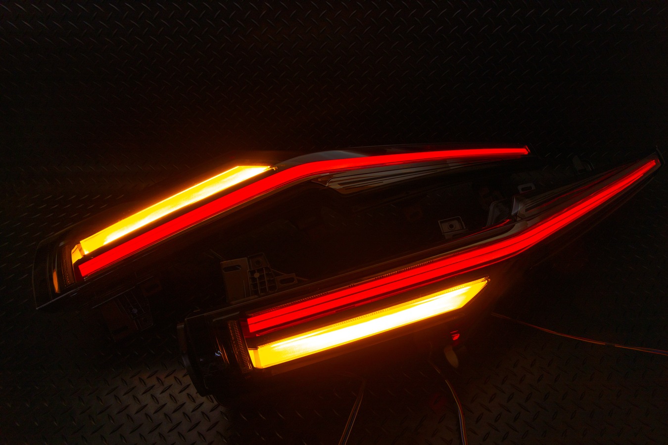 キャデラック エスカレード 日本対応LEDウインカー加工 2025年モデルテールランプ