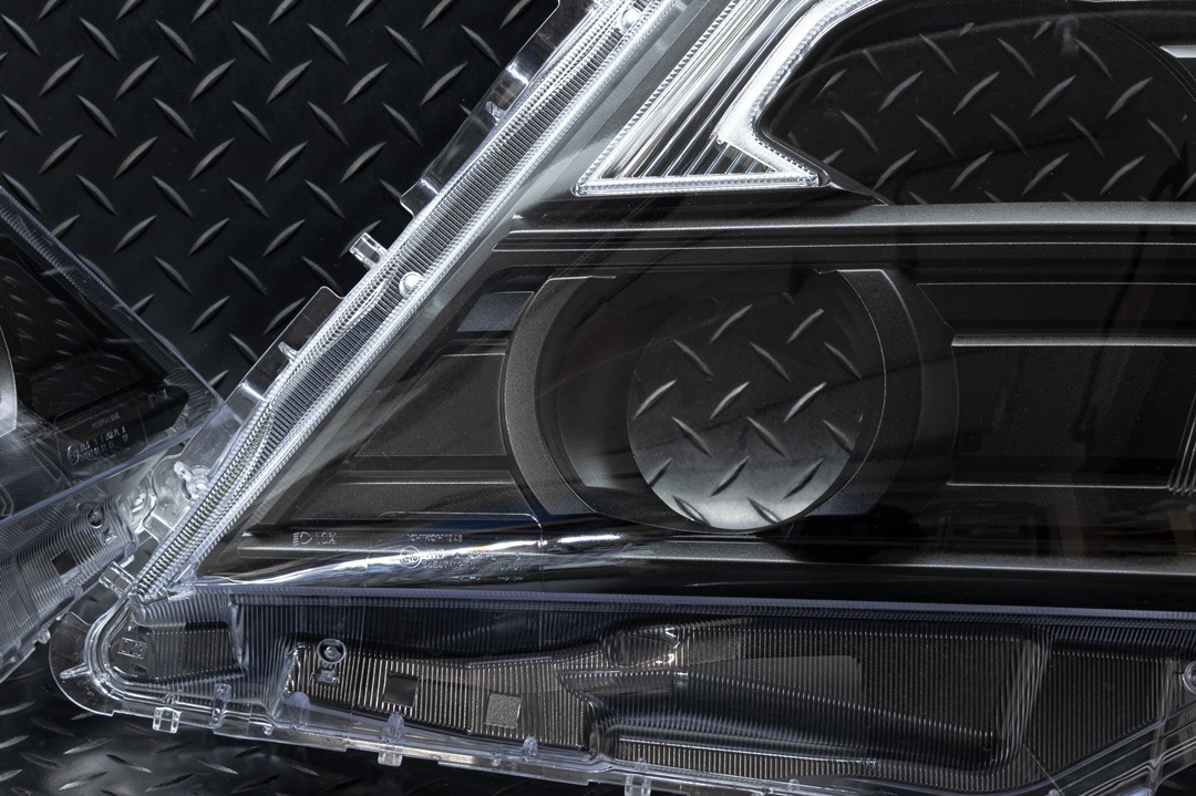 E26 キャラバン ヘッドライト インナーブラック塗装