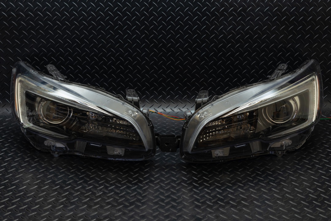 VAB WRX STI LEDウインカー/強発光デイライト ヘッドライト加工