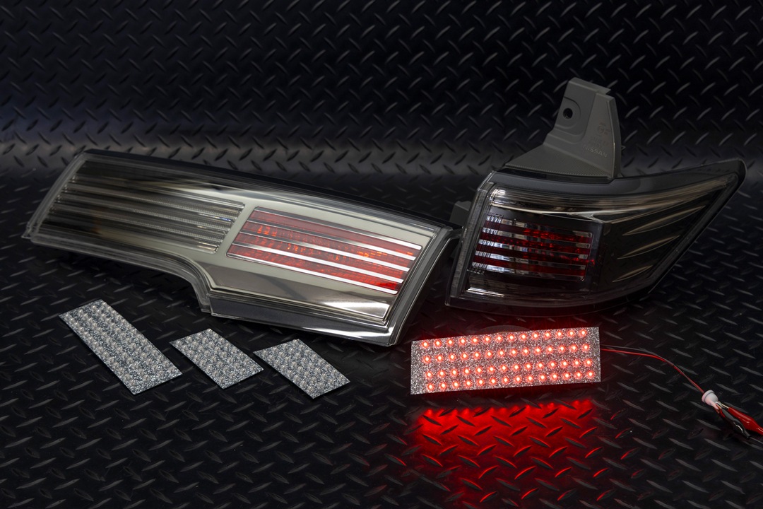 E52 エルグランド LED加工アッパーテール