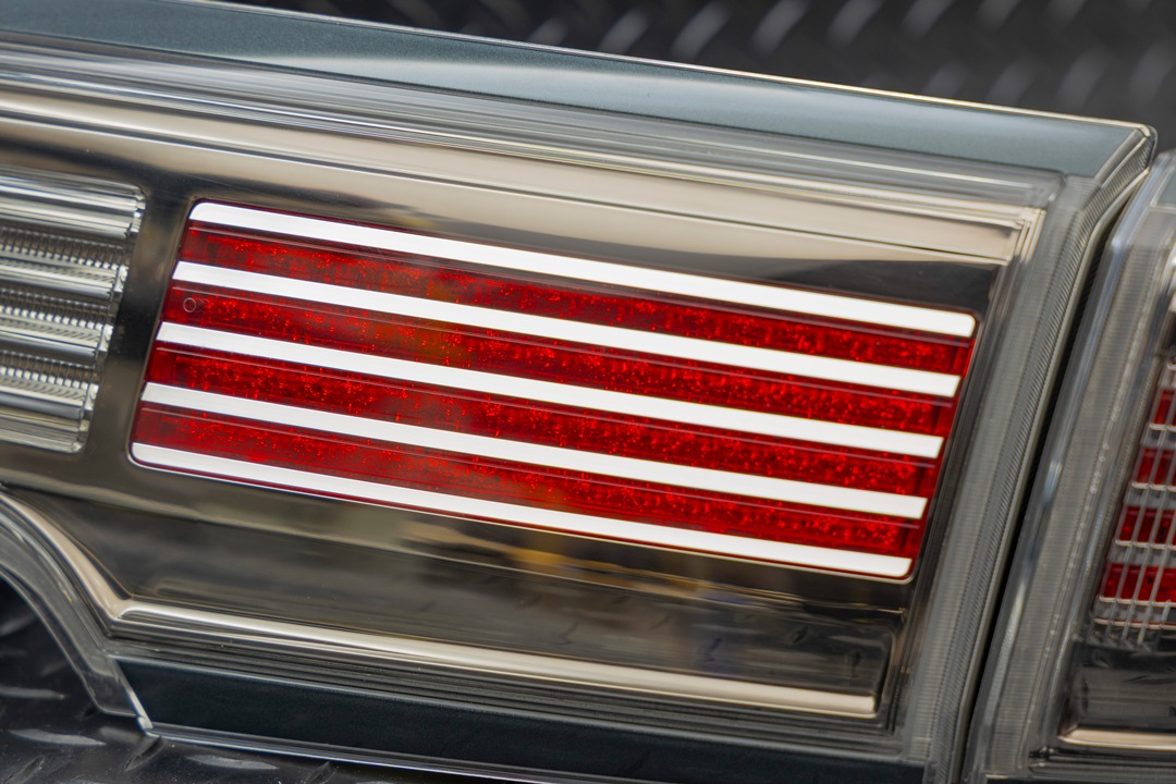 E52 エルグランド LED加工アッパーテール