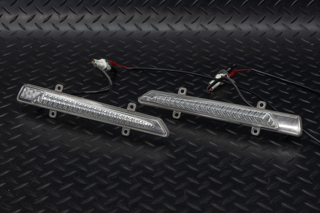 ZRR80 ヴォクシー シグネチャーイルミブレード LED打ち替え