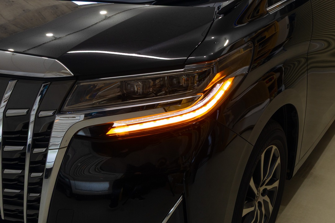 GGH30 アルファード ヘッドライト/テールランプ シーケンシャルウインカー加工