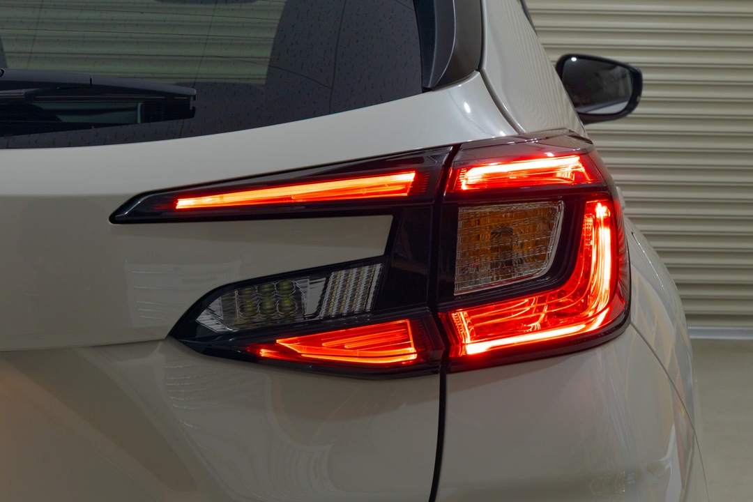 GU インプレッサ 純正加工LED増設テールランプ