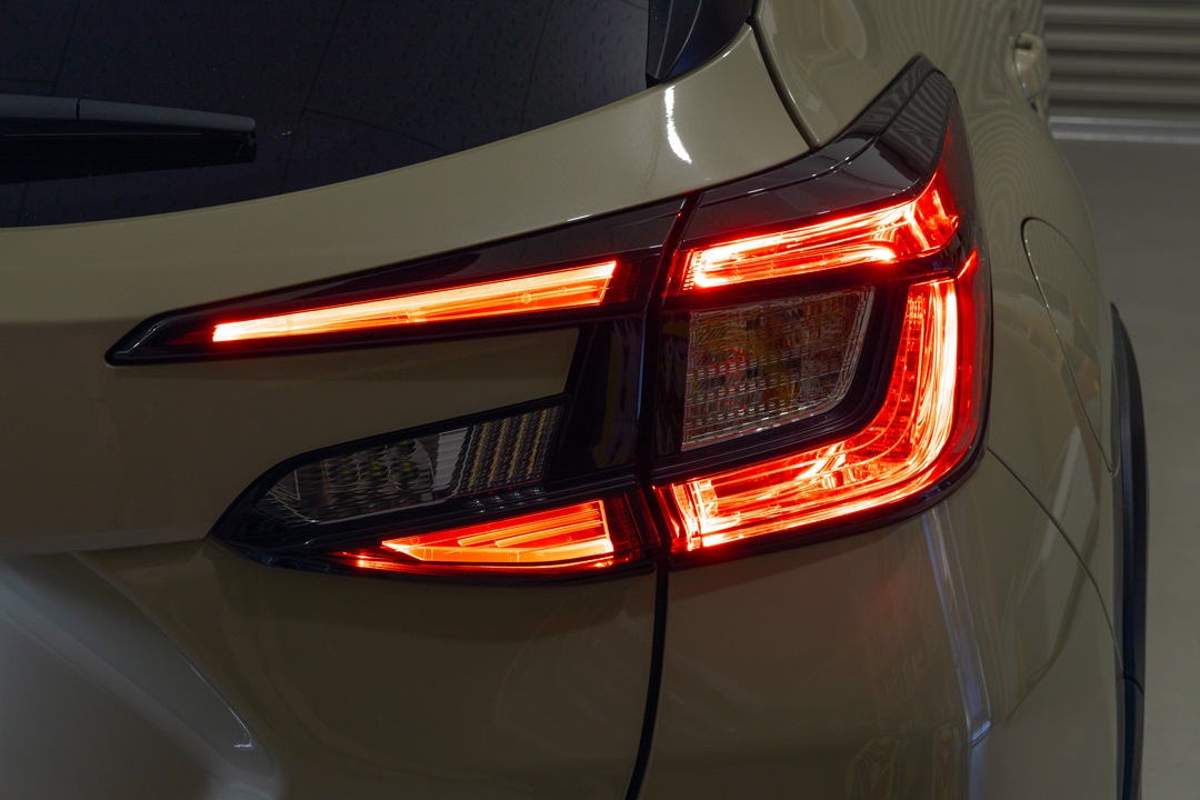 GU クロストレック 純正加工LED増設テールランプ 滋賀から取り付けでご来店