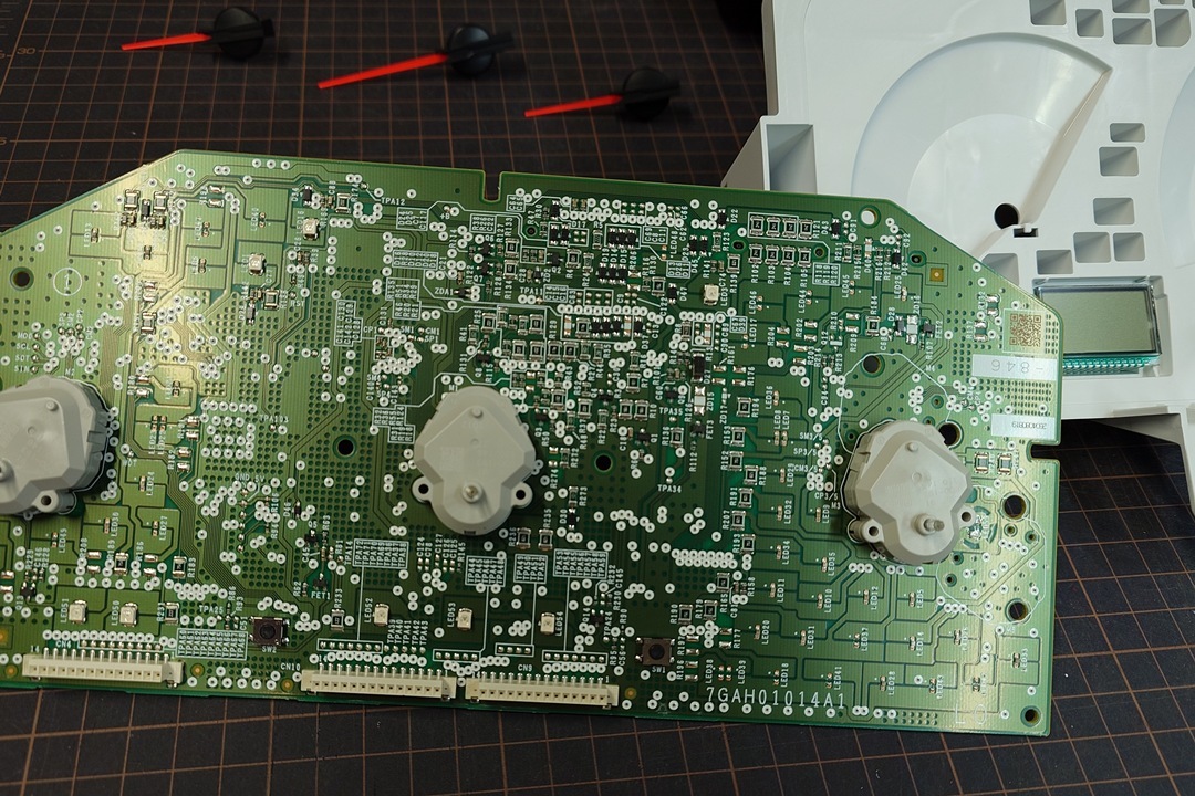 200系 ハイエース 4型 メーターLED打ち替え