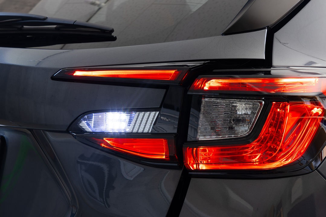 GU インプレッサ 純正加工LED増設テールランプ