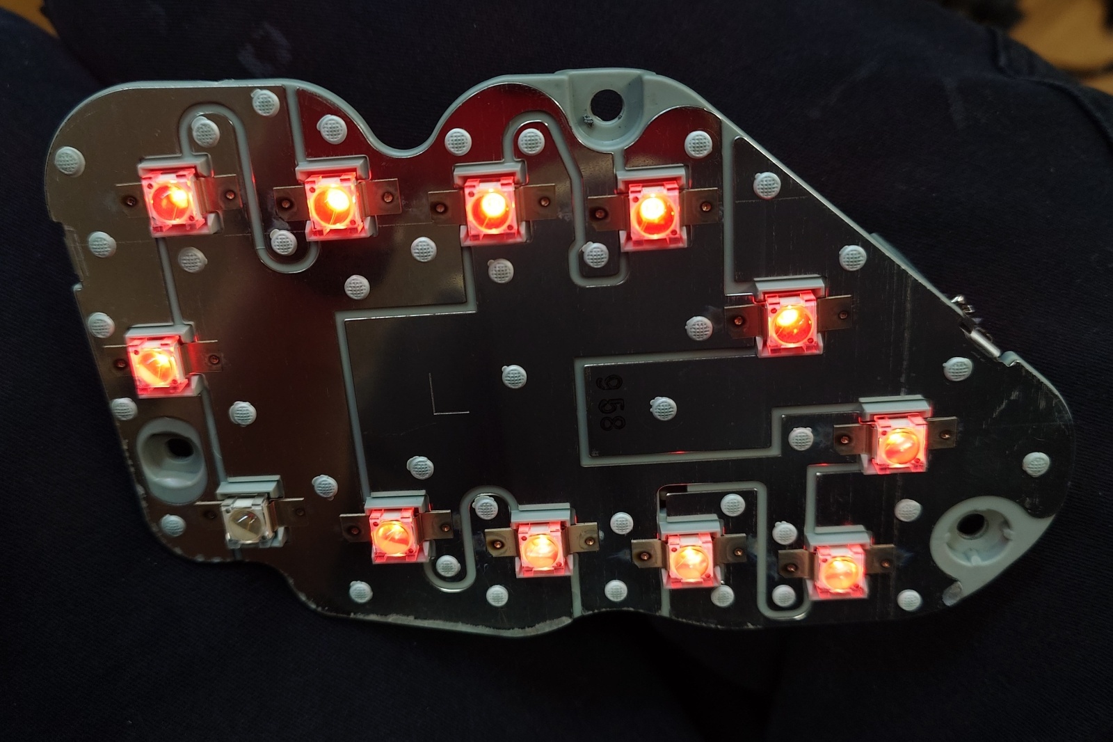 20系 ヴェルファイア 純正テールランプ LED不点灯修理