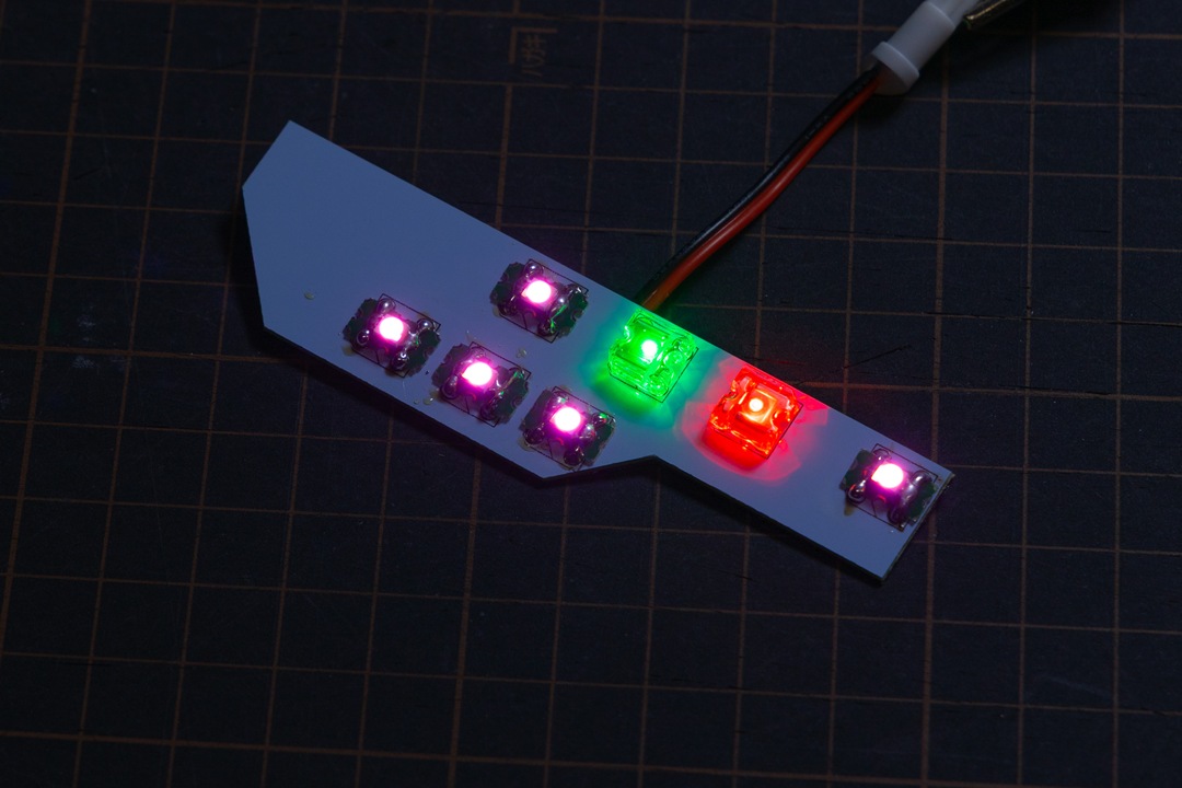 200系ハイエース シフト用LED（社外品） 打ち替え加工