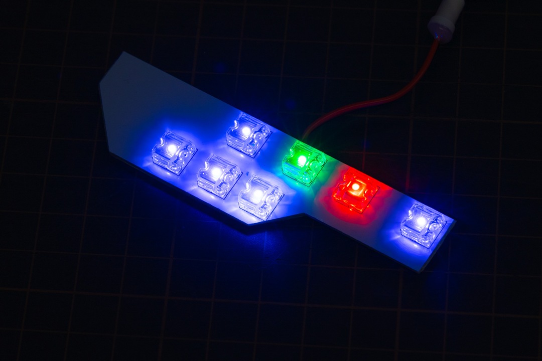 200系ハイエース シフト用LED（社外品） 打ち替え加工