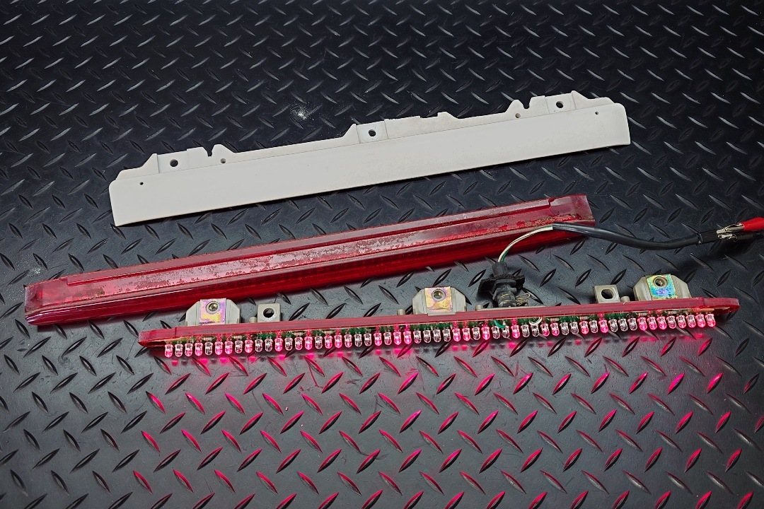 AE92 レビン 純正ハイマウントストップランプ LED不点灯修理