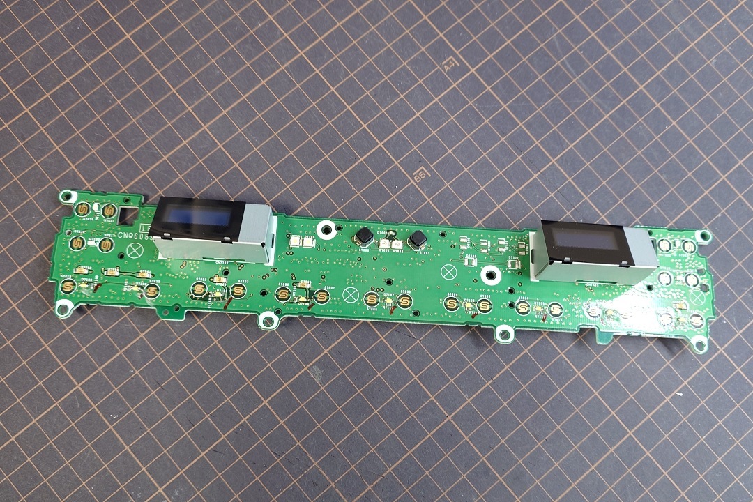 レクサス LS460h エアコンパネル LED不点灯修理