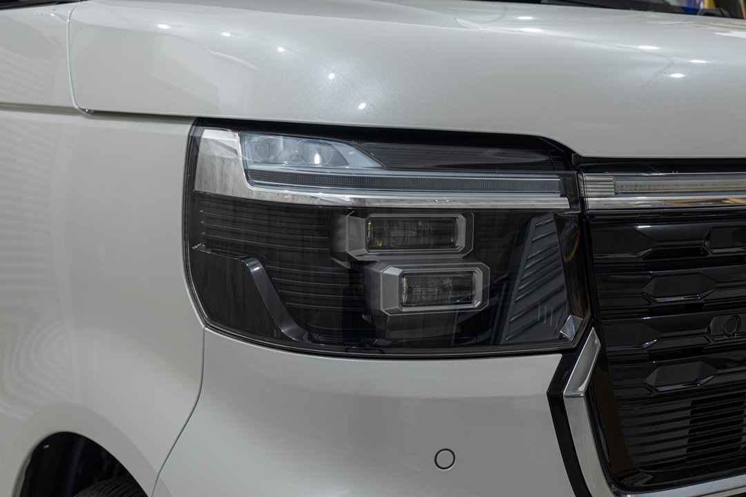 JF5/6 N-BOXカスタム LED加工テールランプなど デモカー外しパーツ放出