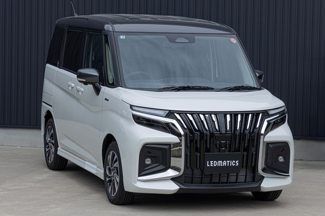 MA27S系 ソリオ バンディット マークレスグリルキット
