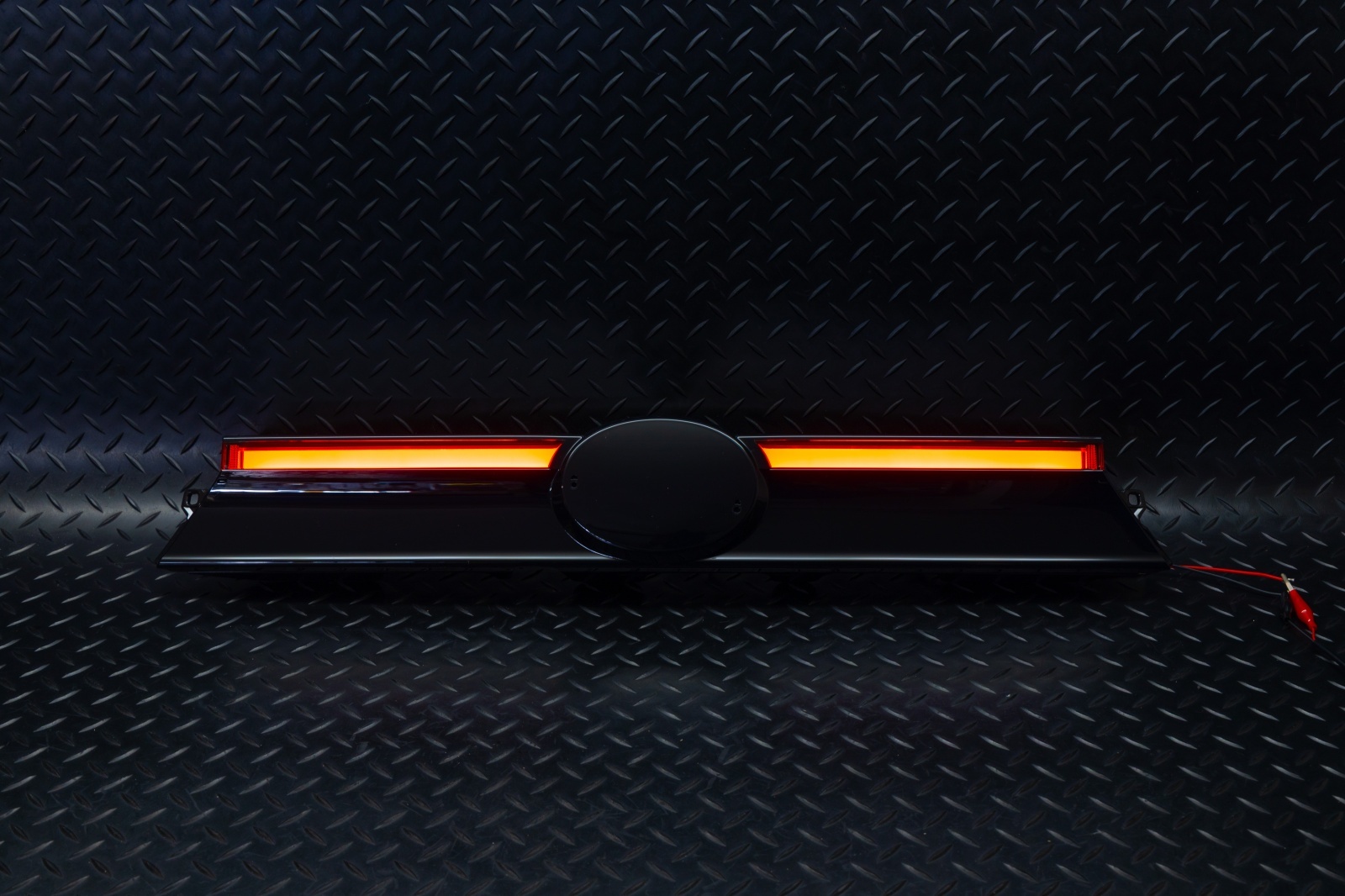 ヤリスクロス LEDテールランプ延長加工
