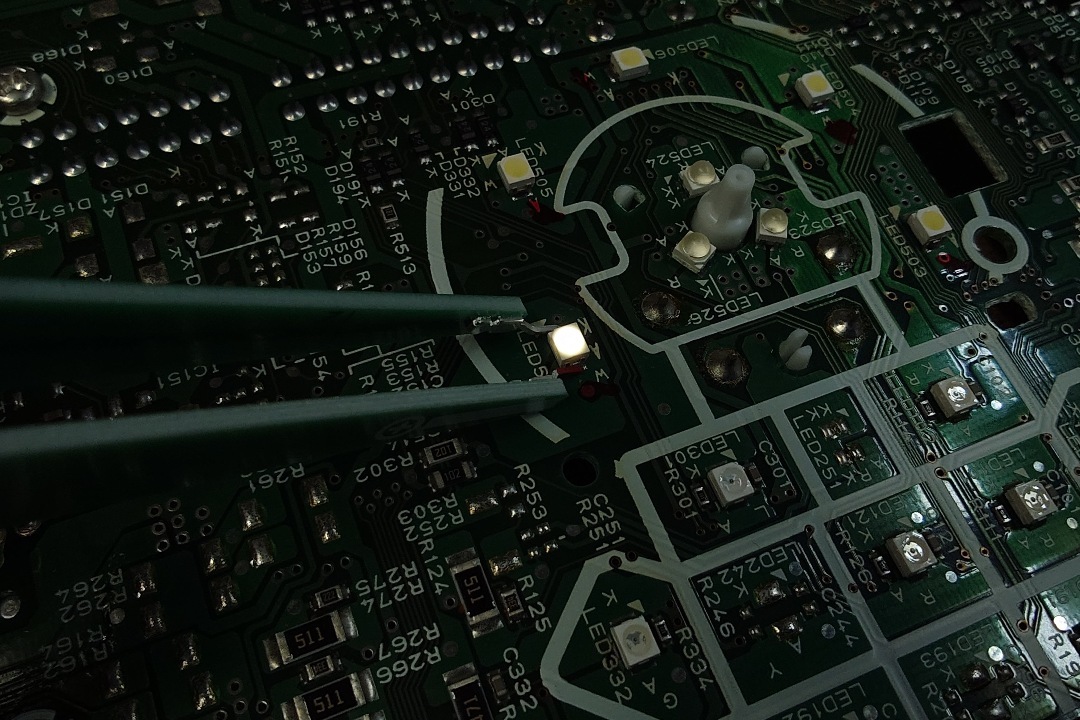 GD3 フィット メーター LED打ち替え