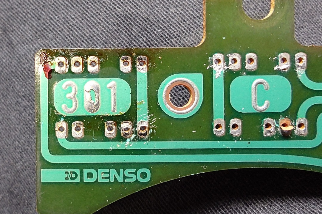 三菱ふそう ファイター メーター LED不点灯修理