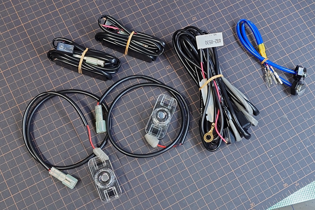 LA900S タフト 純正OPフットランプLED他 LED打ち替え