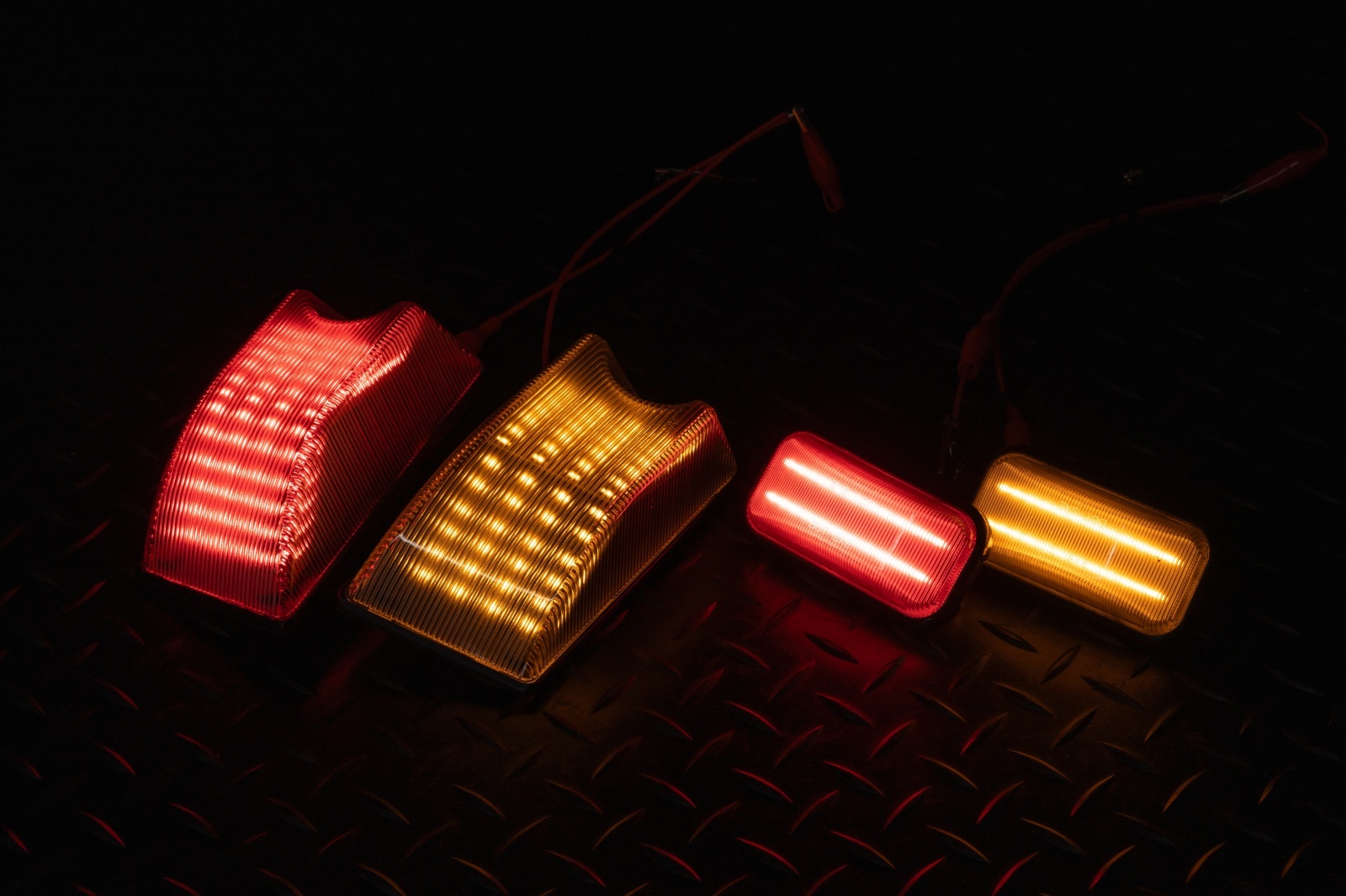 ハマー H2 LEDマーカー LED色変更加工