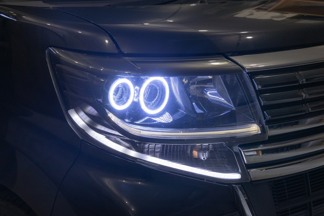 LA600S タントカスタム 他社加工ヘッドライト テープLED交換