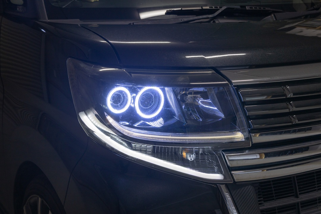 LA600S タントカスタム 他社加工ヘッドライト テープLED交換